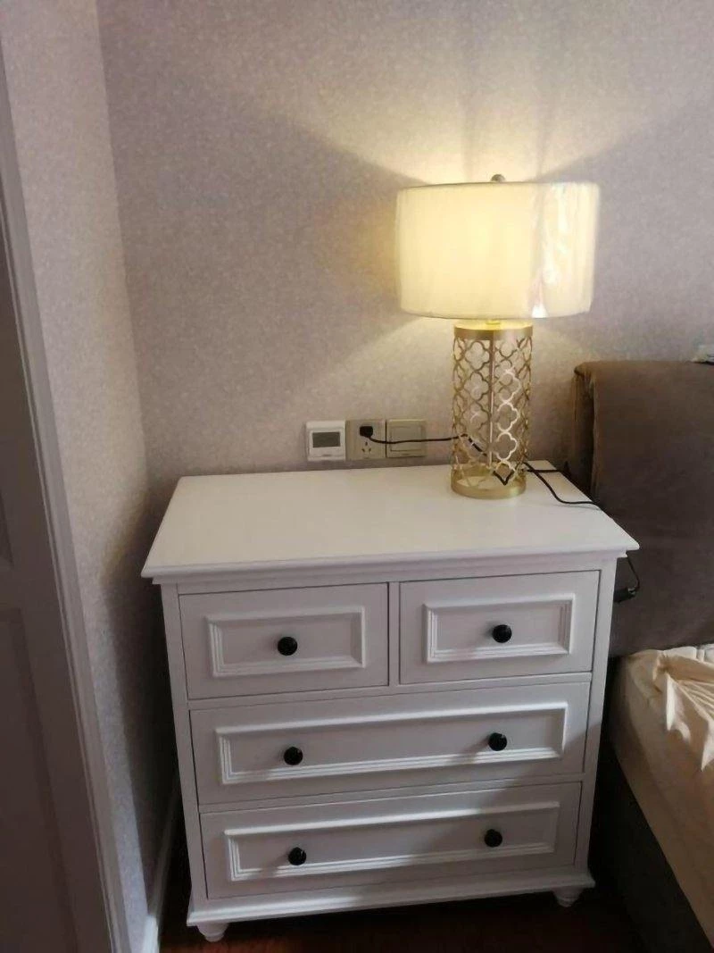 Vakkerlight Openwork Metal Table Lamp