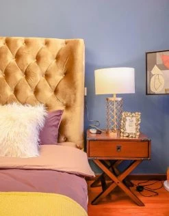 Vakkerlight Openwork Metal Table Lamp