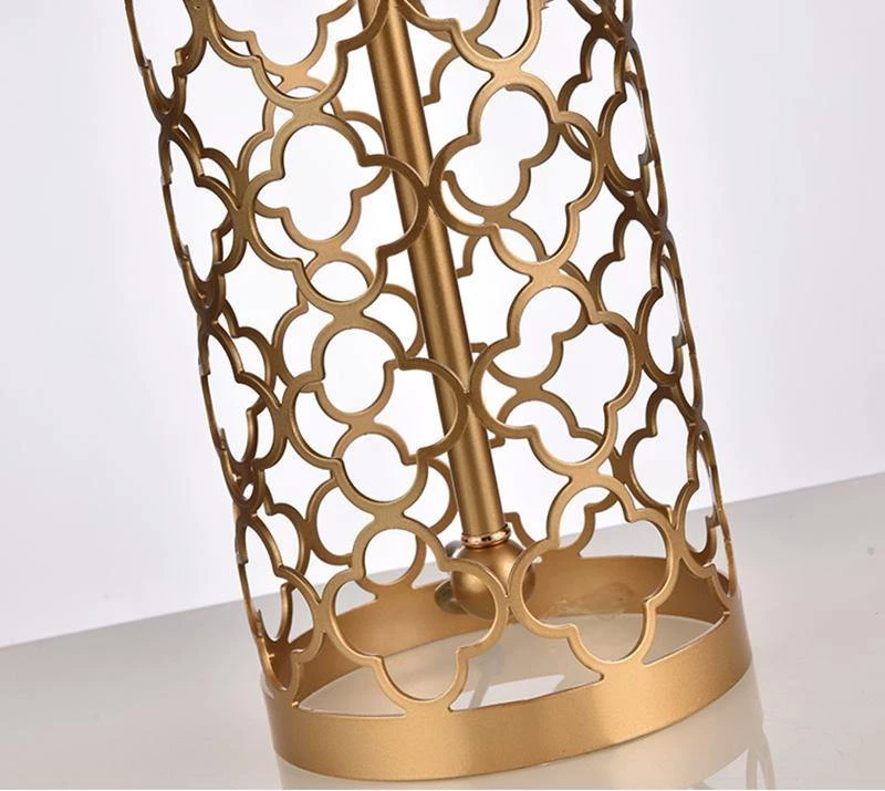 Vakkerlight Openwork Metal Table Lamp