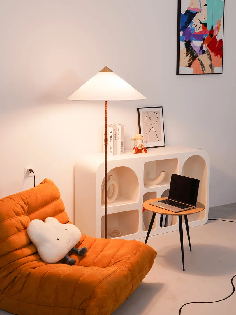 Vakkerlight 9602 Floor Lamp