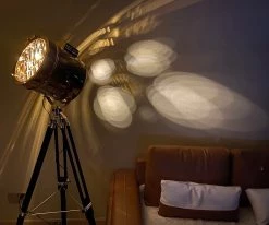 Vakkerlight Alfred Tripod Floor Lamp