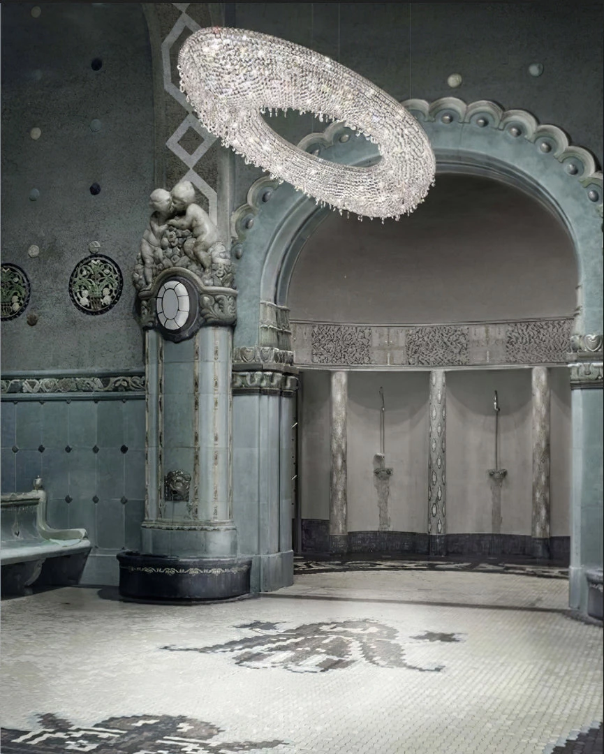 Vakkerlight Chandeliers Artica Crystal Chandelier