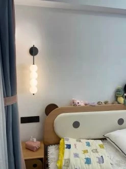 Vakkerlight Candied Haws Wall Lamp