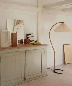 Vakkerlight Bedroom Caprani Floor Lamp