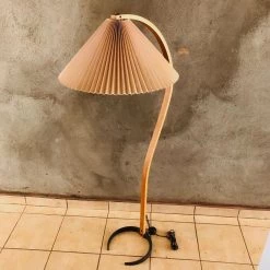 Vakkerlight Bedroom Caprani Floor Lamp