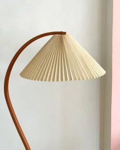 Vakkerlight Bedroom Caprani Floor Lamp