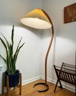 Vakkerlight Bedroom Caprani Floor Lamp