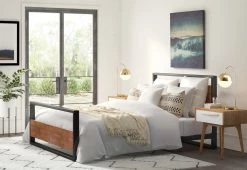 Vakker Cedar Moss Table Lamp