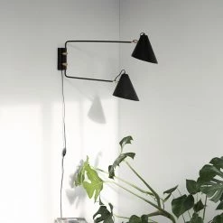 Vakkerlight Club Wall Lamp