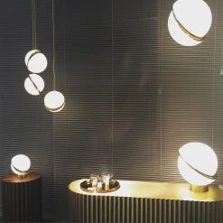 Vakker Crescent Table Lamp Table Lamps