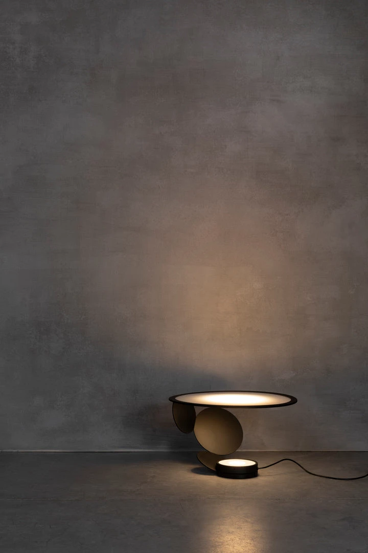 Vakkerlight Cut Table Lamp