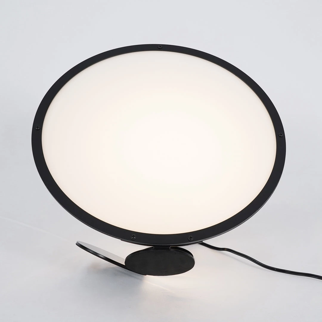 Vakkerlight Cut Table Lamp