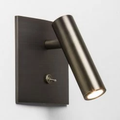 Vakkerlight Enna Square Switched Sconce