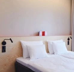 Vakkerlight Wall Sconces Enna Reading Sconce