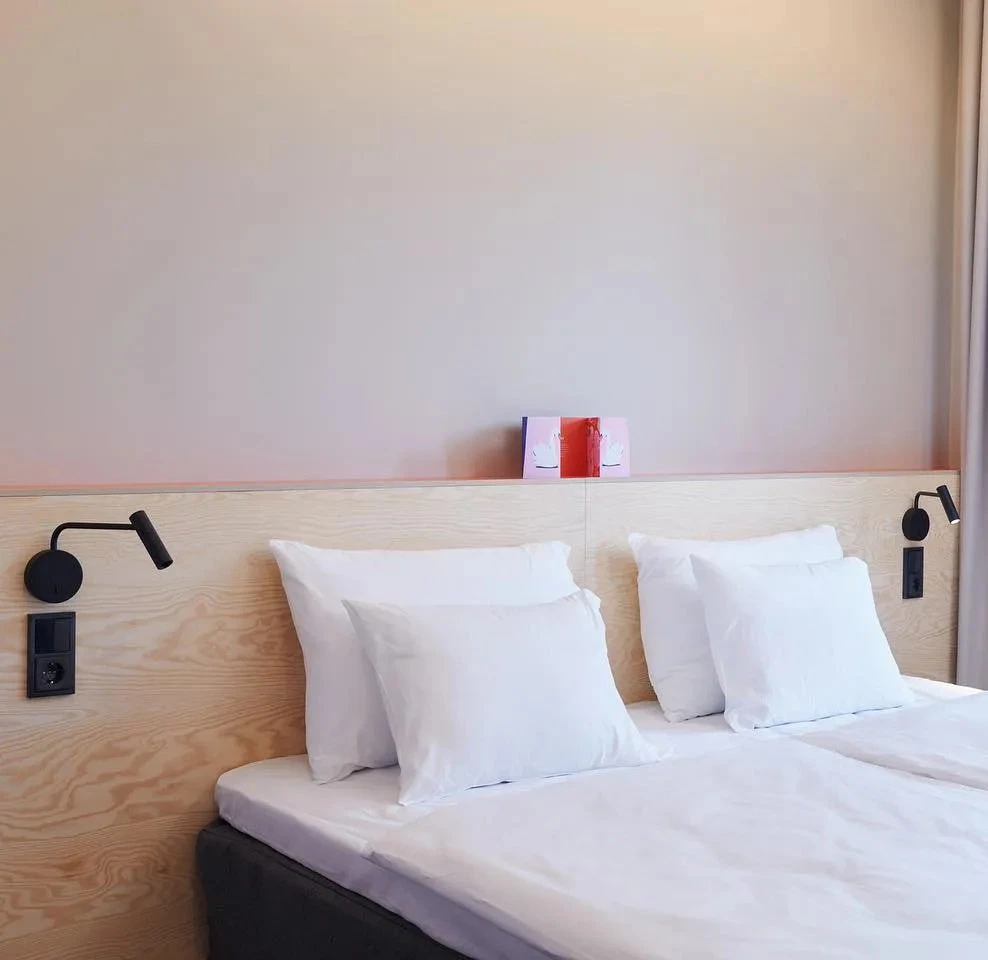 Vakkerlight Wall Sconces Enna Reading Sconce