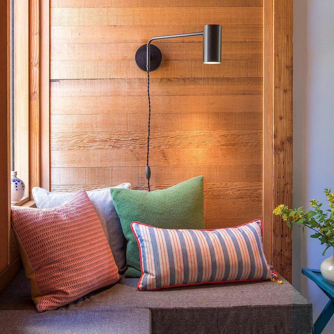 Vakkerlight Envoy Swing Sconce Wall Sconces