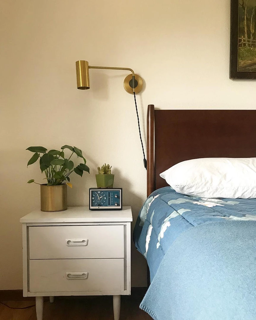 Vakkerlight Envoy Swing Sconce Wall Sconces