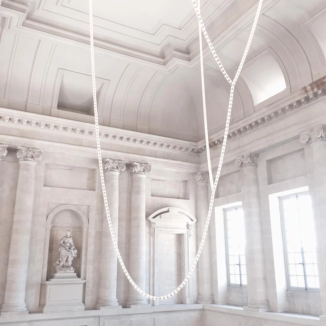 Vakkerlight Gabriel Chandelier Chandeliers