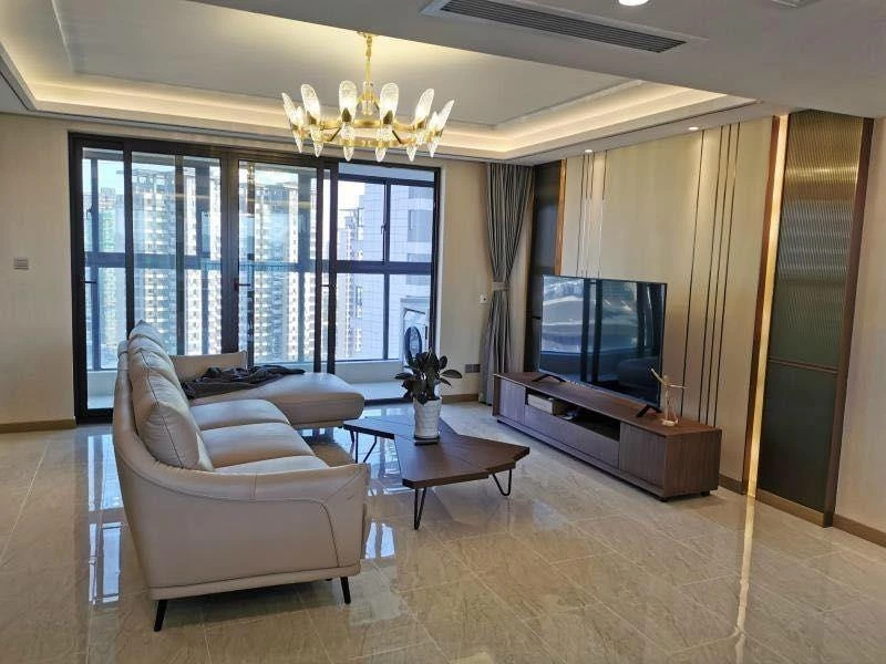 Vakkerlight Chandeliers Brass Chandelier