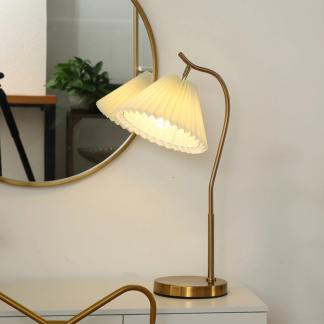 Vakkerlight Table Lamps Gold Gooseneck Table Lamp
