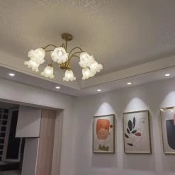 Vakkerlight Lily Chandelier