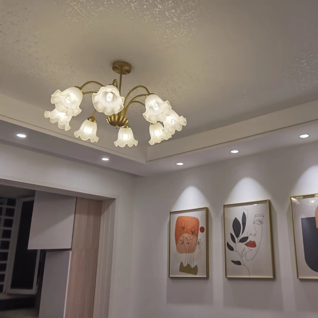 Vakkerlight Lily Chandelier