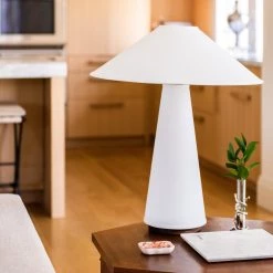 Vakkerlight Linden Table Lamp
