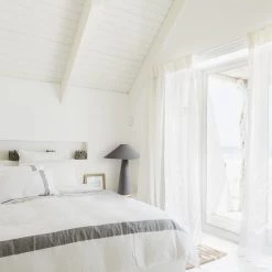 Vakkerlight Linden Table Lamp