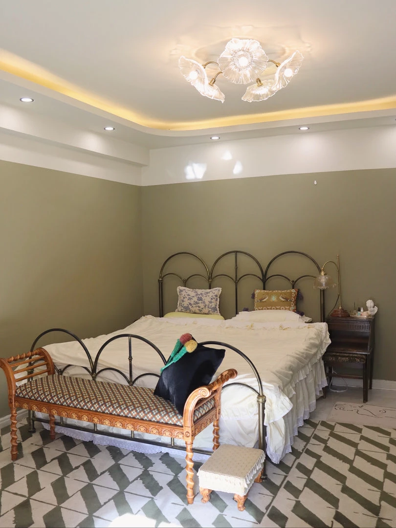 Vakkerlight Lotus Leaf Glass Ceiling Lamp