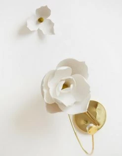 Vakkerlight Lure Sconce Wall Sconces