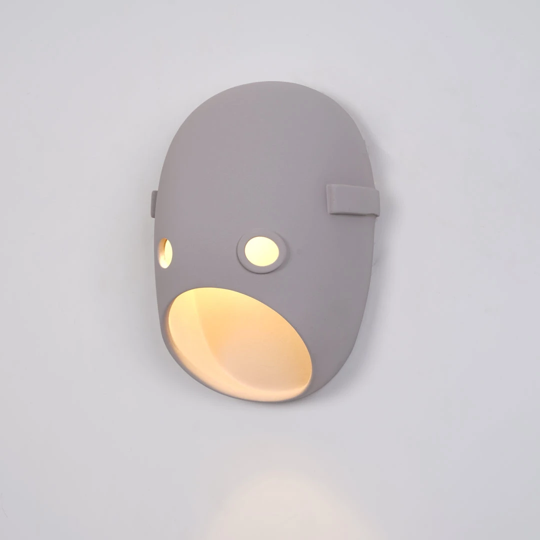 Vakkerlight Mask Wall Light