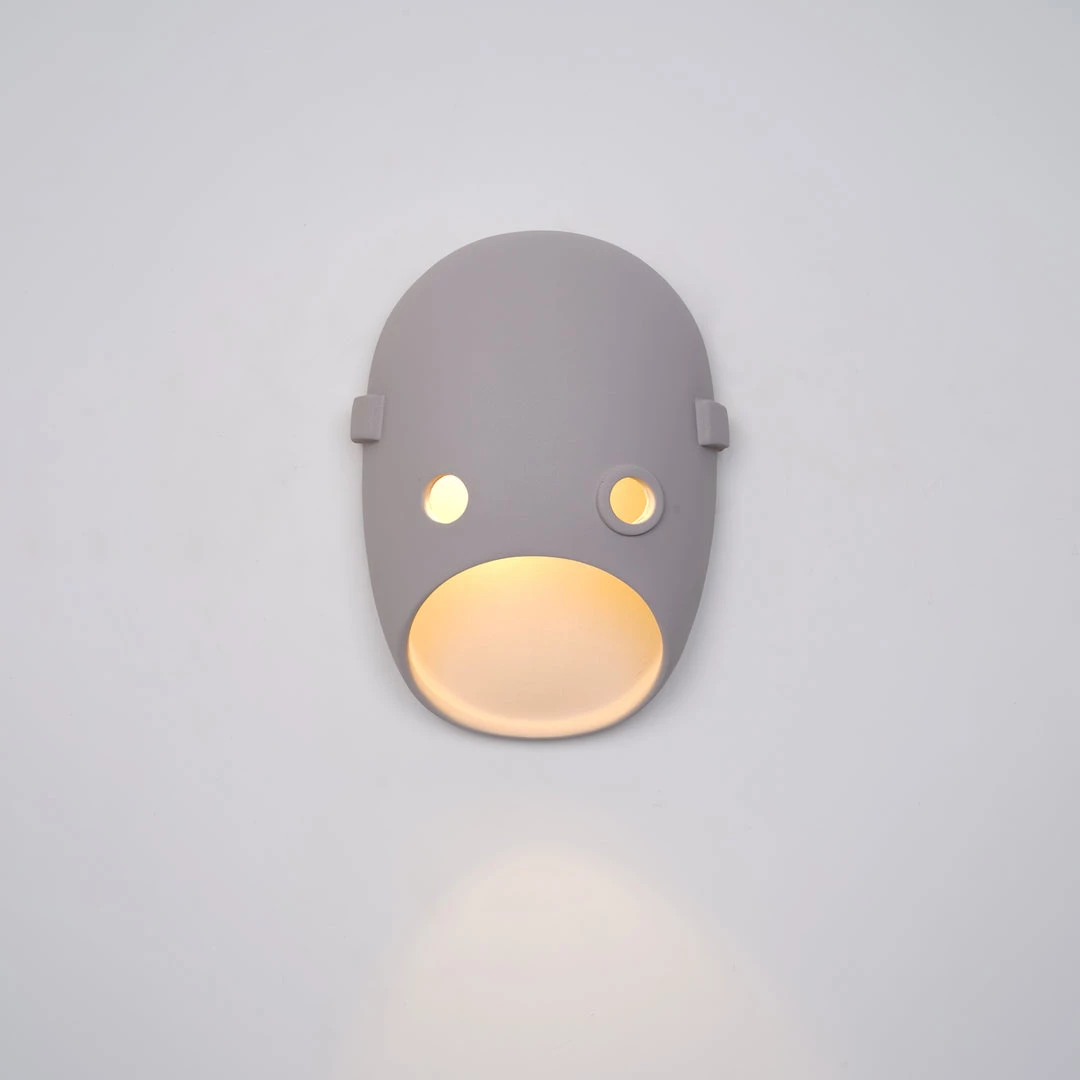 Vakkerlight Mask Wall Light