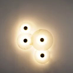 Vakkerlight Median Sconce