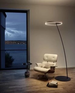 Vakker Ring Floor Lamp