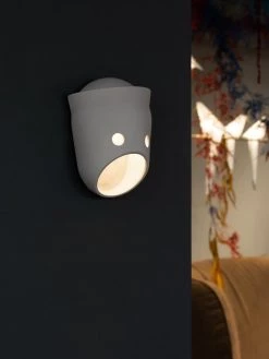 Vakkerlight Mask Wall Light