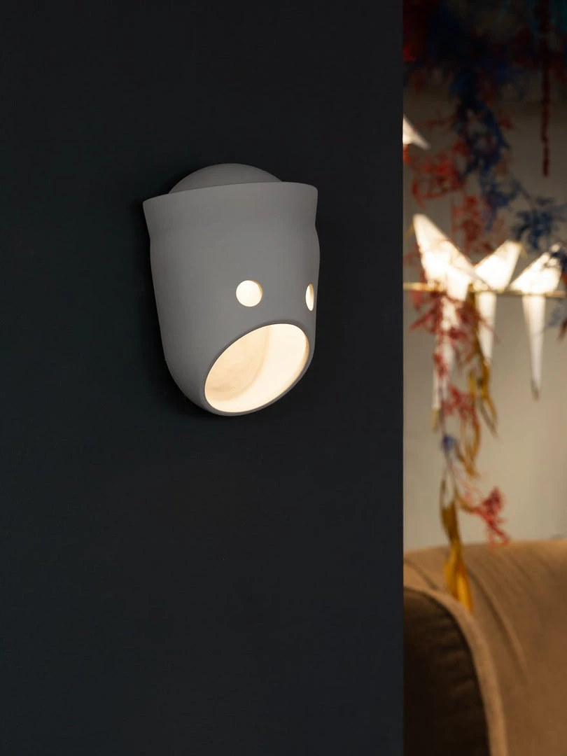 Vakkerlight Mask Wall Light