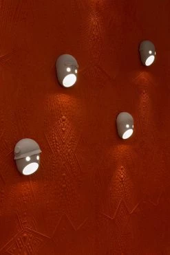 Vakkerlight Mask Wall Light