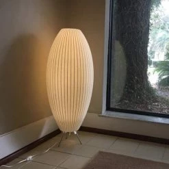 Vakkerlight Nelson Tripod Table Lamp