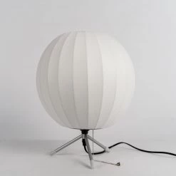 Vakkerlight Nelson Tripod Table Lamp