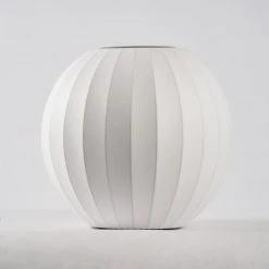 Vakkerlight Nelson Tripod Table Lamp