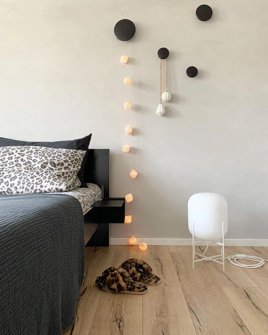 Vakkerlight Oda Table Lamp