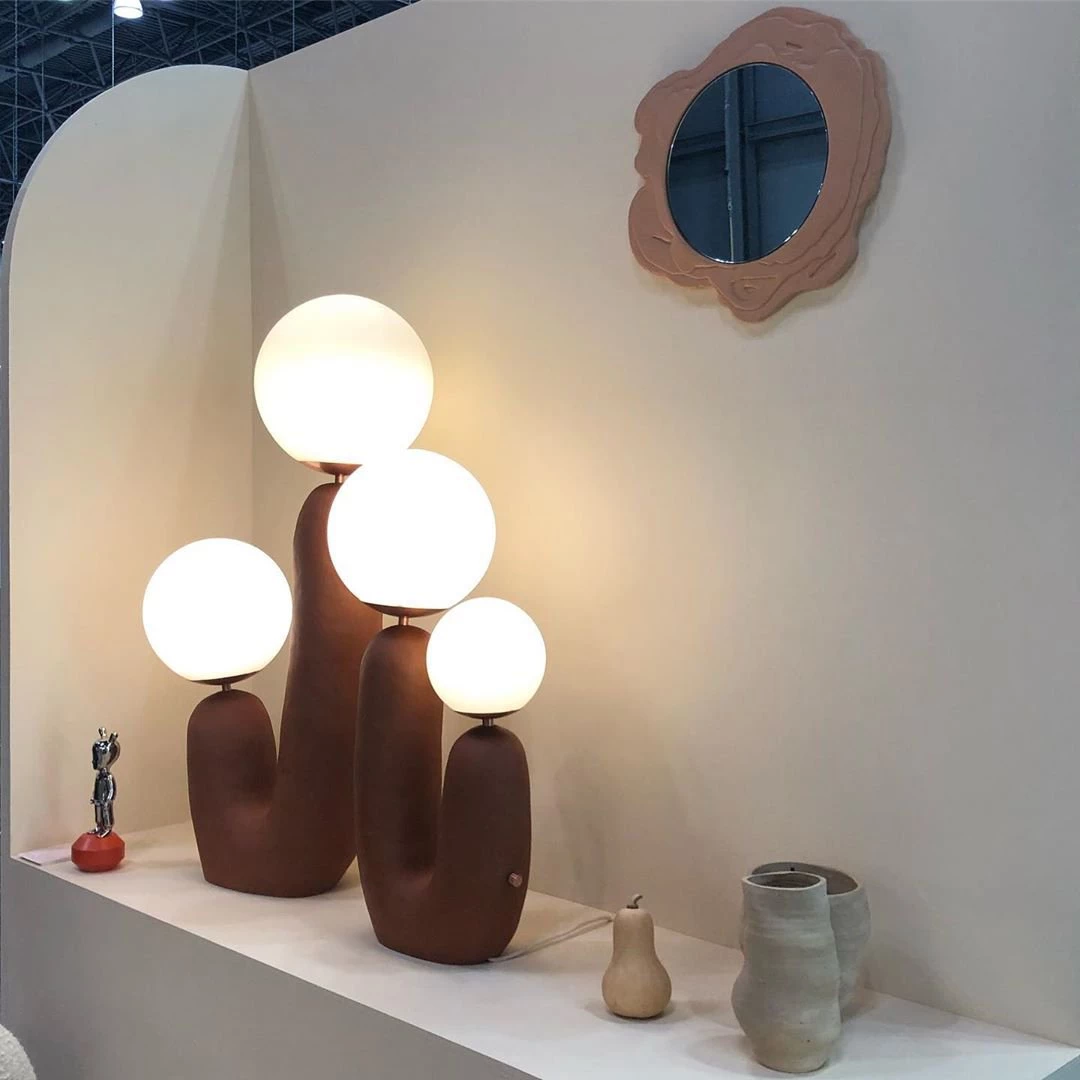 Vakkerlight Oo Smooth Table Lamp