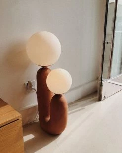 Vakkerlight Oo Smooth Table Lamp