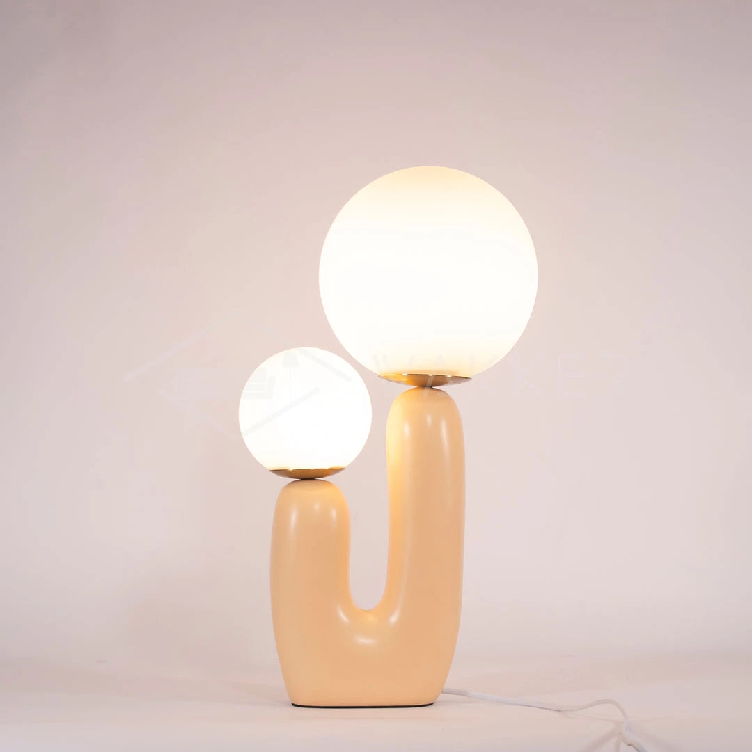 Vakkerlight Oo Smooth Table Lamp