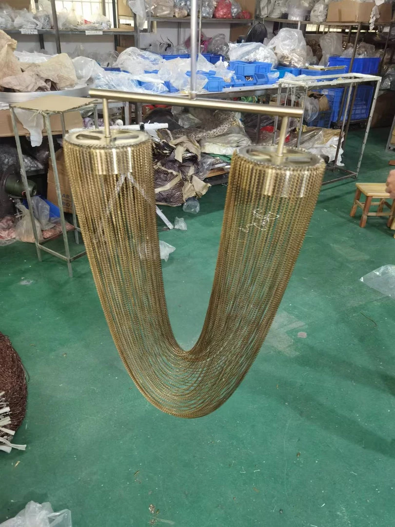 Vakkerlight Otero Chandelier Chandeliers