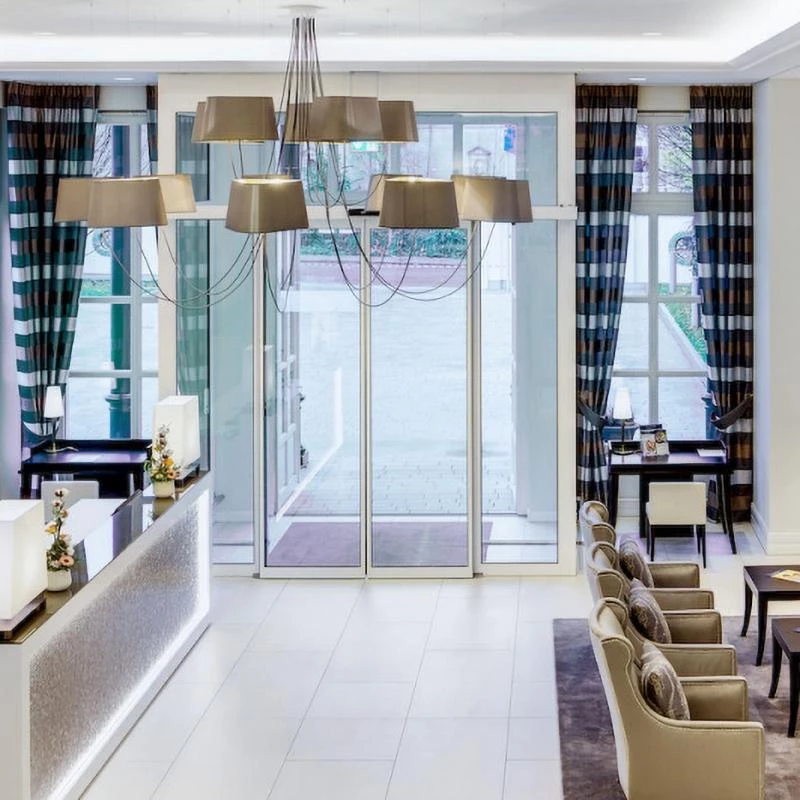 Vakkerlight Petit Nuage Chandelier Chandeliers