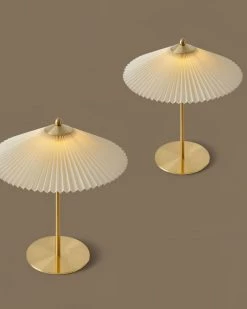 Vakkerlight Perla Pleated Table Lamp