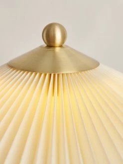Vakkerlight Perla Pleated Table Lamp