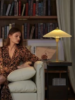 Vakkerlight Perla Pleated Table Lamp