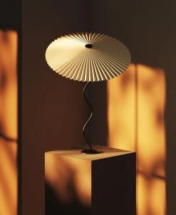Vakkerlight Table Lamps Pleated Hat Table Lamp